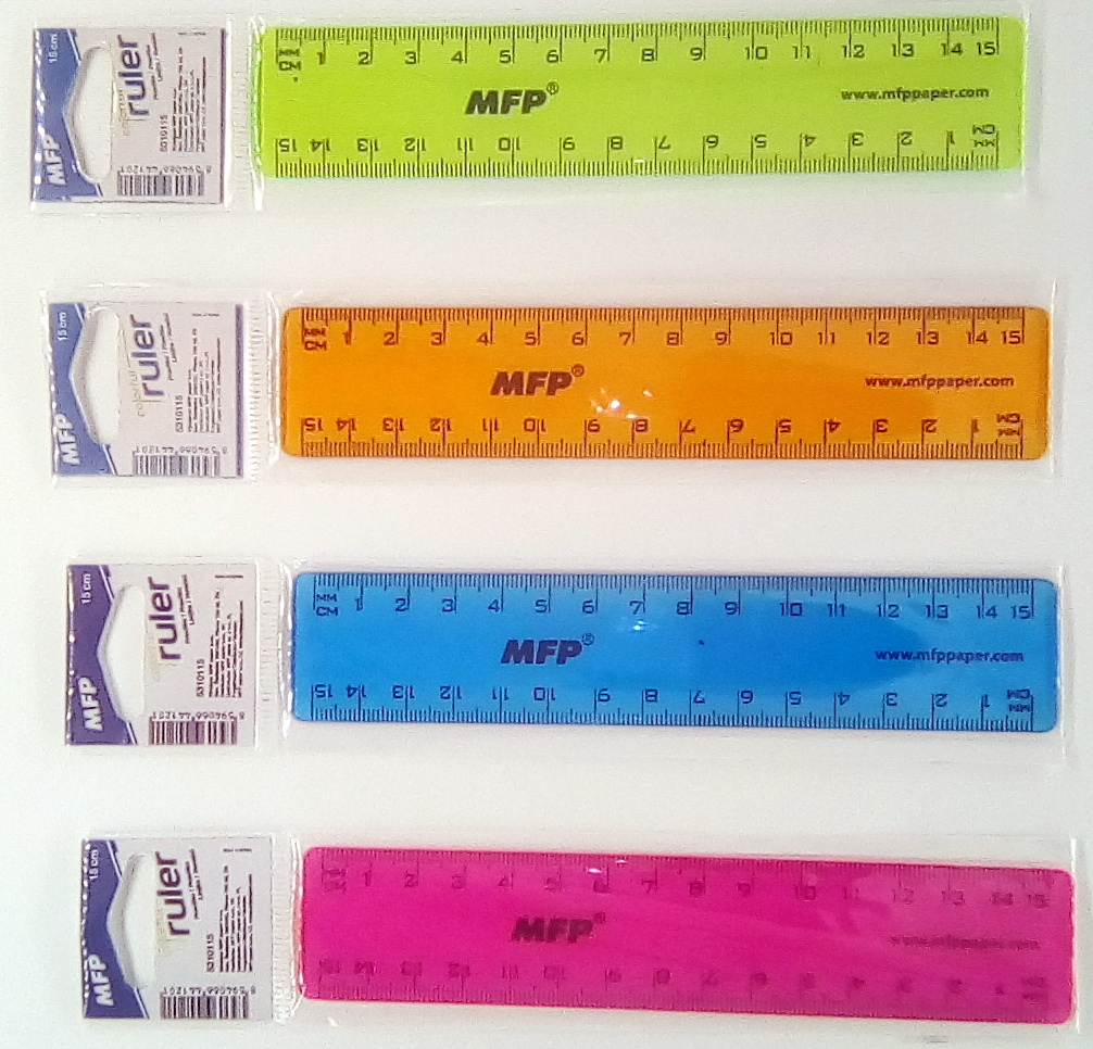 Pravítko barevné 15cm