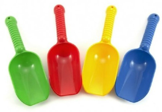  Kupecká lopatka plast 24cm 12m+ 